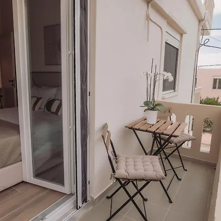 Cozy Living Chania Close To The *