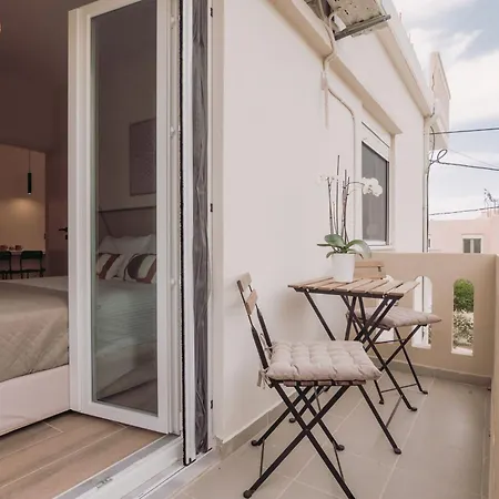 Cozy Living Chania Close To The 아파트 *