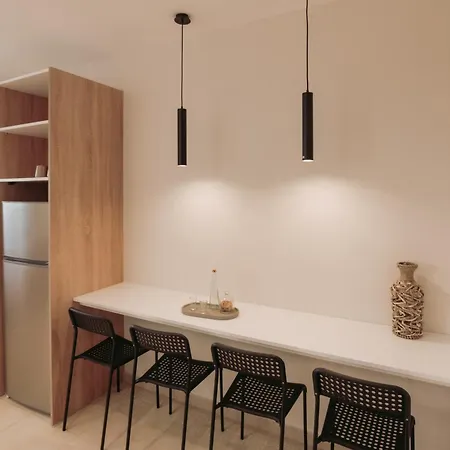 Cozy Living Chania Close To The 아파트 하니아