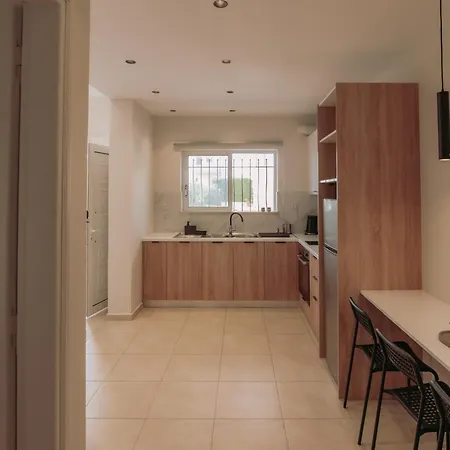 Cozy Living Chania Close To The 아파트 *