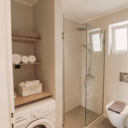 Cozy Living Chania Close To The 하니아