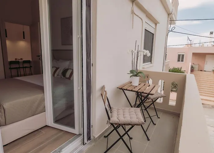 Cozy Living Chania Close To The *