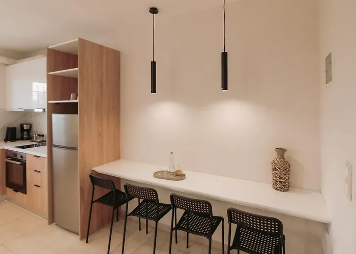 Cozy Living Chania Close To The Apartman Hriszí Aktí Haniá