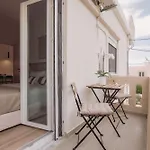 Cozy Living Chania Close To The Apartament *